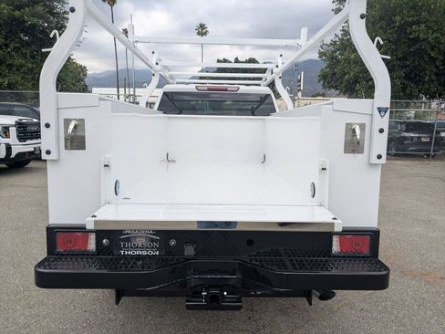 New 2026 GMC Sierra 2500 Pro w/ Convenience Package RWD image 14