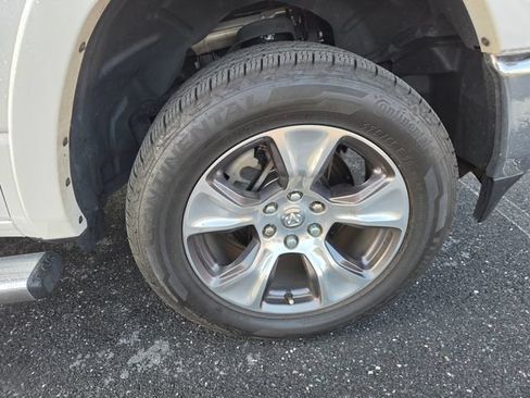 Used 2021 RAM 1500 Laramie AWD/4WD image 31