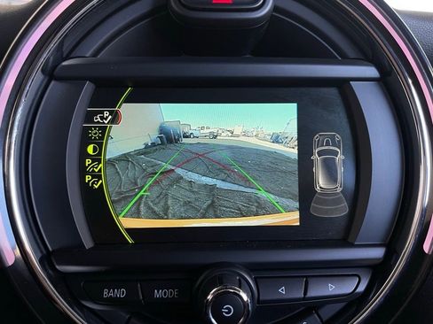 Used 2018 MINI Cooper 2-Door Hardtop image 46