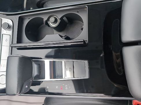 Used 2019 Audi A8 L 3.0T w/ Luxury Package image 16