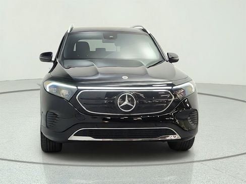 Used 2023 Mercedes-Benz EQB 300 4MATIC image 2