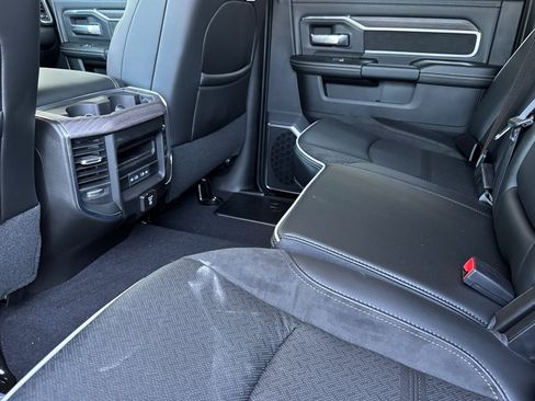 New 2026 RAM 2500 Laramie AWD/4WD image 11