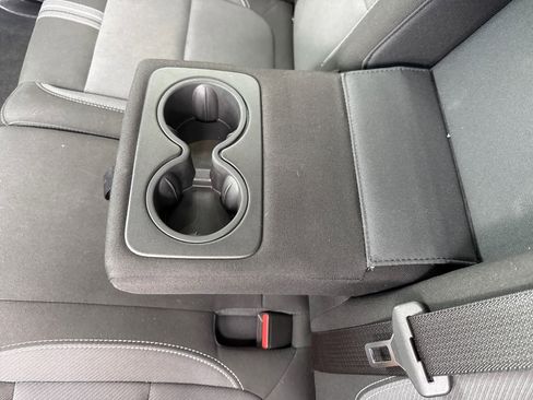 Used 2025 Chevrolet Blazer LT image 17