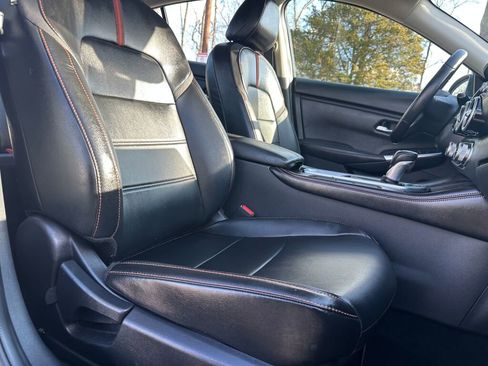 Used 2023 Nissan Sentra SR w/ SR Premium Package image 26