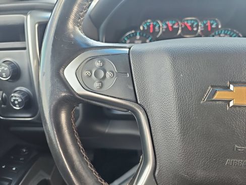 Used 2018 Chevrolet Silverado 1500 LT w/ Texas Edition AWD/4WD image 17
