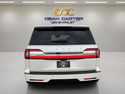 Used 2019 Lincoln Navigator Reserve AWD/4WD image 4