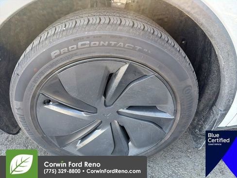 Used 2026 Tesla Model Y 2WD image 18