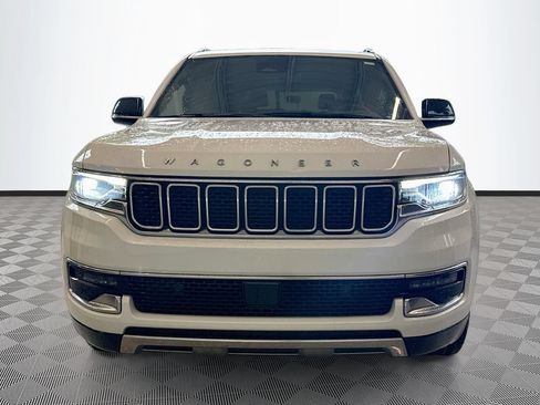 Used 2024 Jeep Wagoneer Series III AWD/4WD image 2