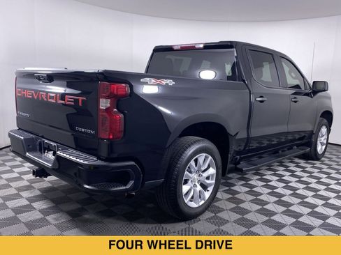 Used 2023 Chevrolet Silverado 1500 Custom AWD/4WD image 18