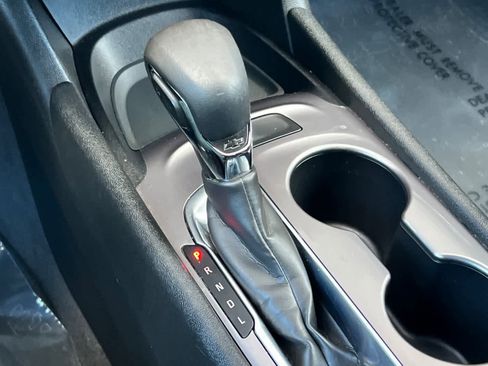 Used 2021 Chevrolet Malibu LS image 21