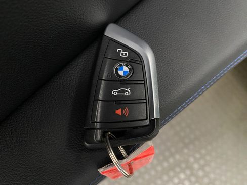 Used 2025 BMW X4 xDrive30i w/ Premium Package AWD/4WD image 32
