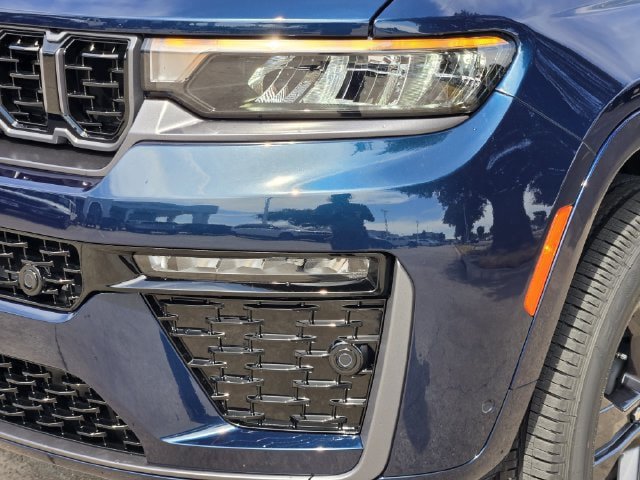 New 2027 Jeep Grand Cherokee Limited AWD/4WD image 5