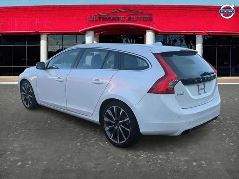 Used 2015 Volvo V60 T5 Premier FWD image 5