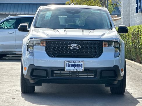 New 2025 Ford Maverick XLT w/ Black Appearance Package image 9
