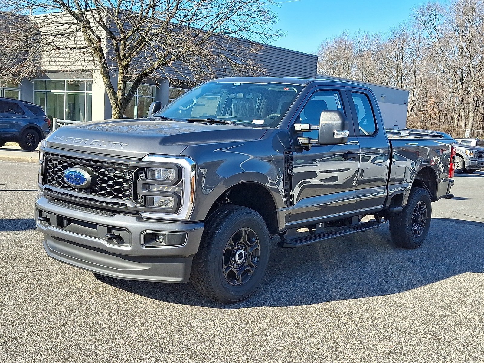 New 2026 Ford F350 4x4 SuperCab Super Duty image 3