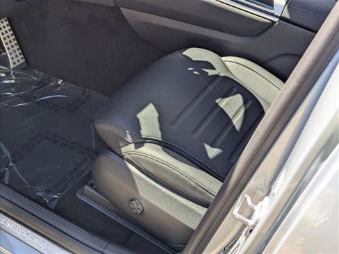 New 2026 Mercedes-Benz GLC 300 image 4