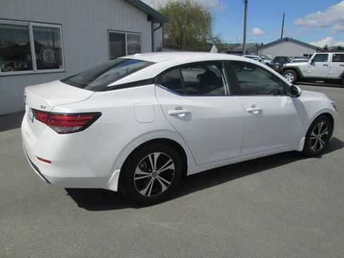 Used 2021 Nissan Sentra SV image 6