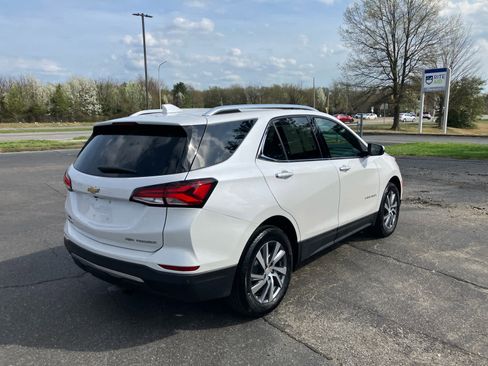 Used 2023 Chevrolet Equinox Premier AWD/4WD image 4