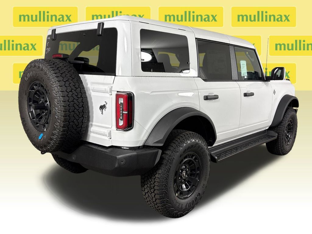 New 2026 Ford Bronco Outer Banks w/ Sasquatch Package AWD/4WD image 4