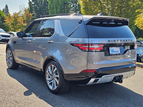 Used 2020 Land Rover Discovery Landmark image 7