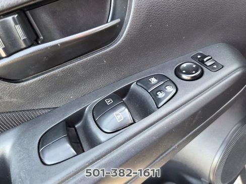Used 2021 Nissan Kicks S FWD image 29
