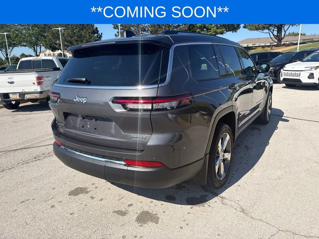 Used 2022 Jeep Grand Cherokee L Limited w/ Trailer Tow Group (B) AWD/4WD image 6