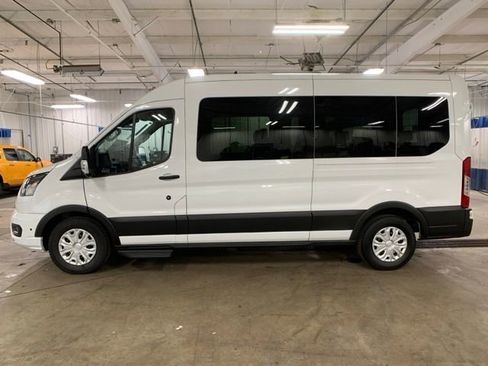 Used 2024 Ford Transit 350 XLT image 3