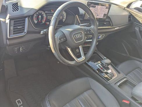 Used 2022 Audi Q5 2.0T Premium Plus image 3