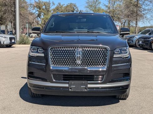 Used 2023 Lincoln Navigator L Reserve image 8