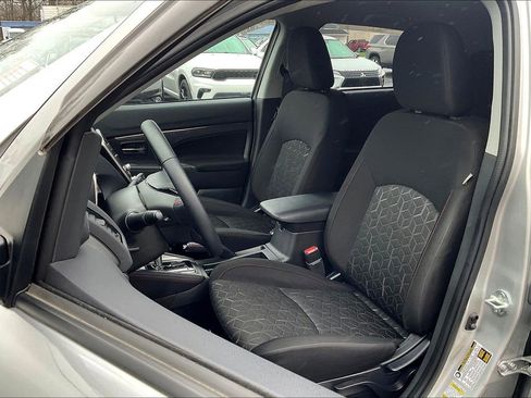 Used 2024 Mitsubishi Outlander Sport LE image 24