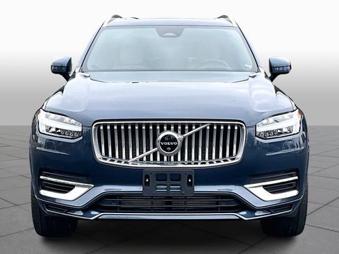 Used 2023 Volvo XC90 T8 Ultimate image 4