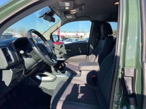 Certified 2024 Nissan Frontier SV w/ SV Convenience Package image 13