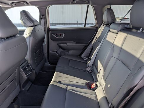 New 2026 Subaru Outback Limited AWD/4WD image 7