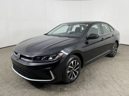 Used 2025 Volkswagen Jetta S FWD image 3