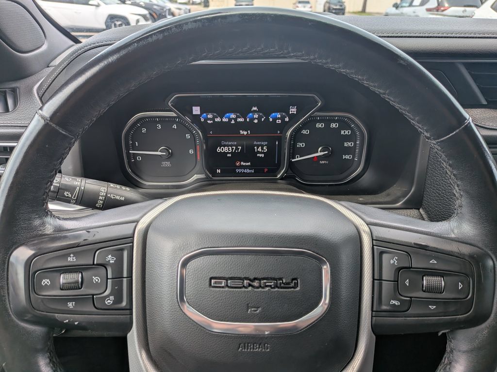 Used 2021 GMC Yukon XL Denali w/ Denali Ultimate Package AWD/4WD image 29