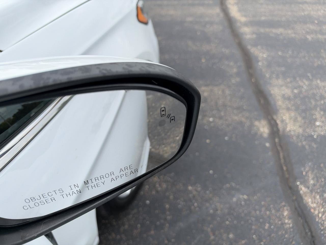 Used 2019 Ford Fusion SE FWD image 34