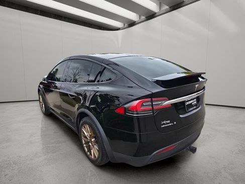 Used 2018 Tesla Model X 100D AWD/4WD image 4