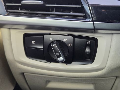 Used 2016 BMW X5 xDrive35d image 21