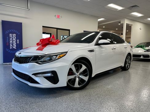 Used 2019 Kia Optima S w/ S Panoramic Sunroof Package image 2