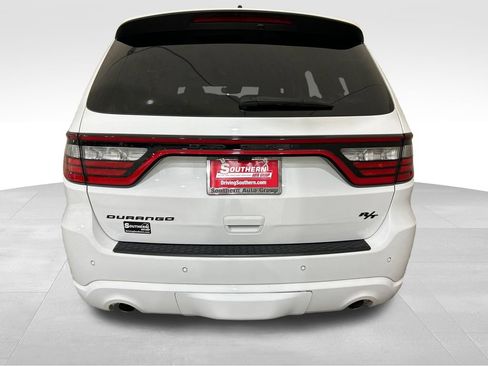 Used 2023 Dodge Durango R/T RWD image 4