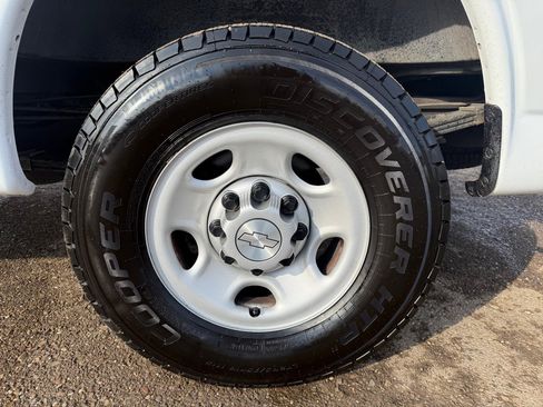 Used 2020 Chevrolet Express 2500 w/ Driver Convenience Package image 45