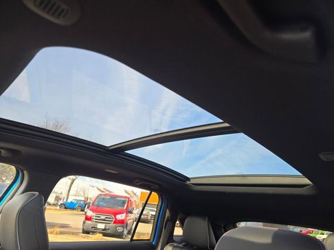 Used 2025 Jeep Wagoneer S Limited image 24