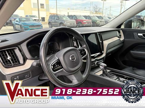 Used 2018 Volvo XC60 T6 Inscription w/ Advanced Package image 12