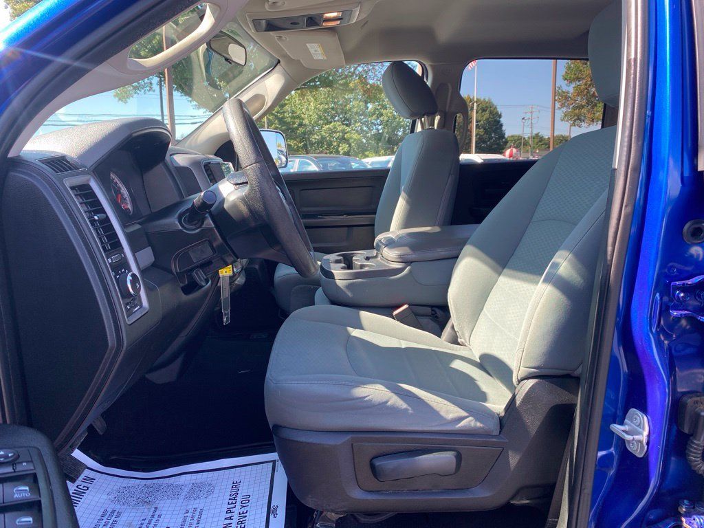 Used 2019 RAM 1500 Express w/ Express Value Package AWD/4WD image 13
