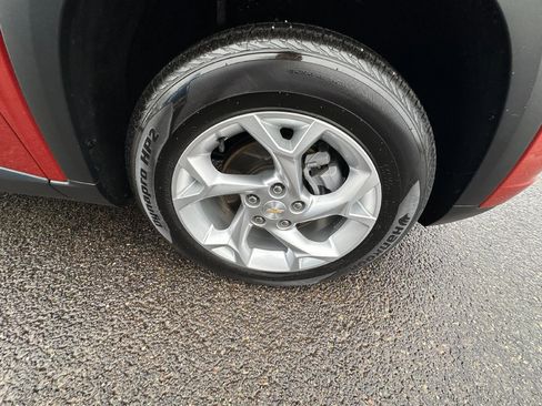 Used 2024 Chevrolet Trax LS w/ LS Convenience Package image 22