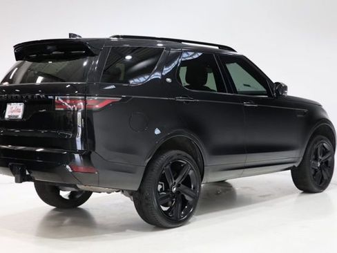 Used 2024 Land Rover Discovery Dynamic SE image 8