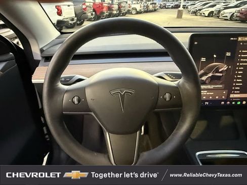 Used 2025 Tesla Model Y Performance AWD/4WD image 15