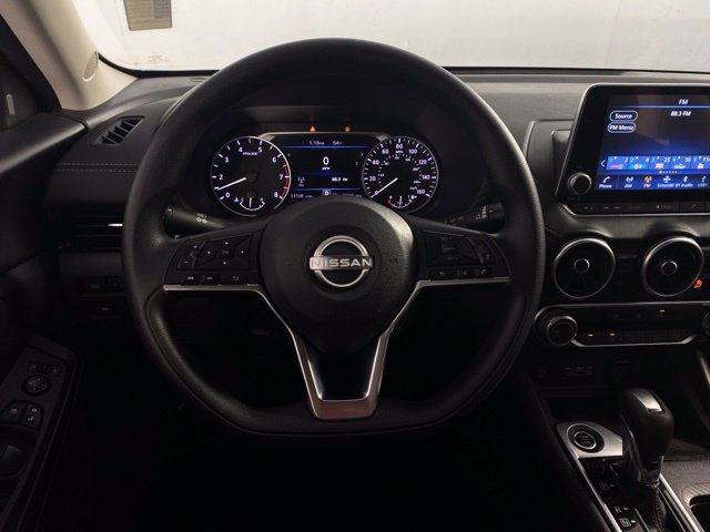 Used 2025 Nissan Sentra SV FWD image 20