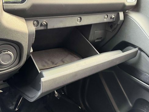 Used 2023 Nissan Frontier SV w/ Midnight Edition Package image 29