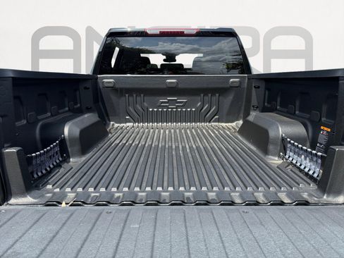 Used 2024 Chevrolet Silverado 1500 LT image 12